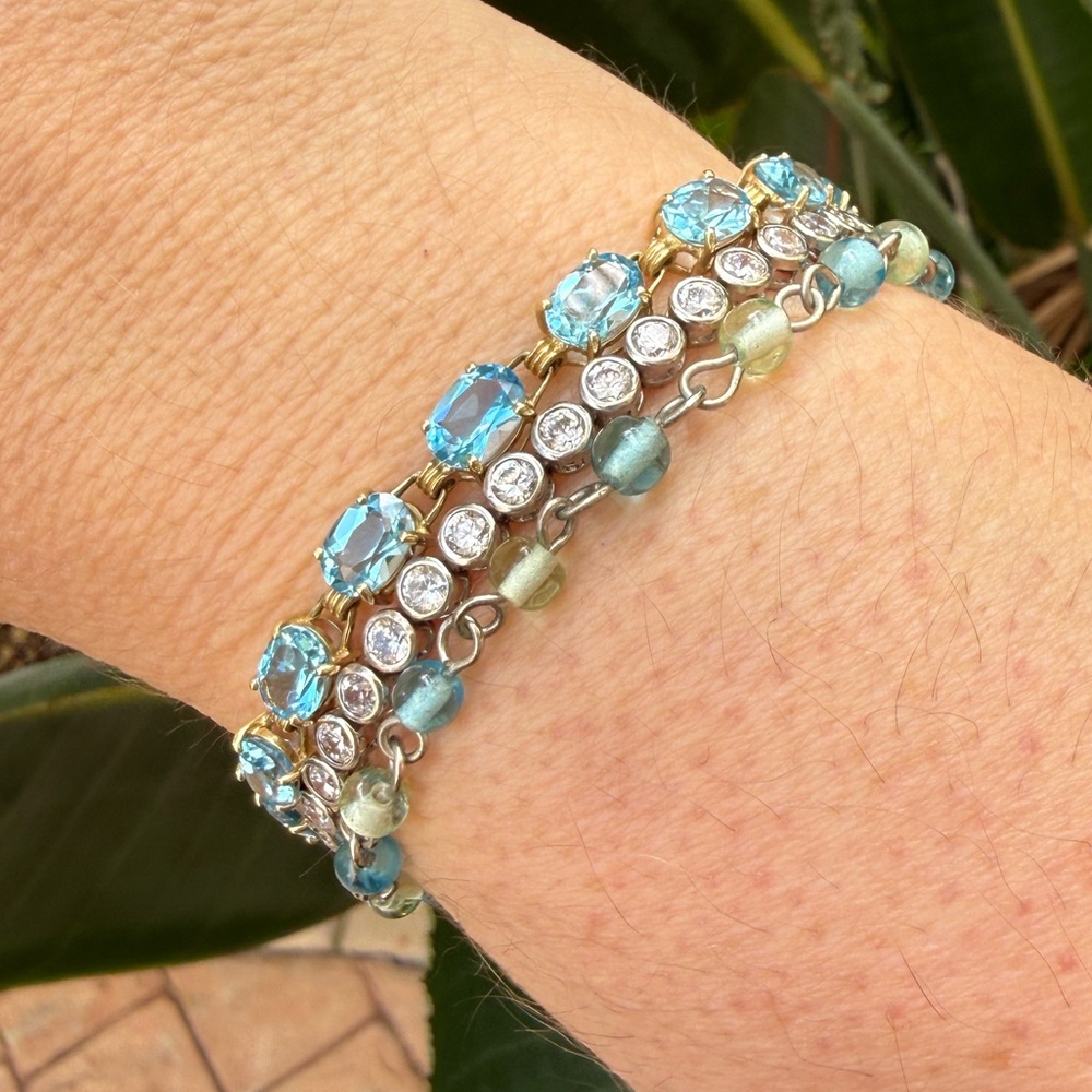 Blue and Green Glass Bead Silver Tone Metal Bracelet